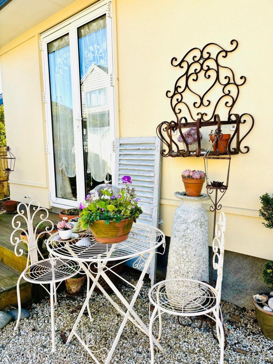 Papanui Paris Inspired Apartment Christchurch Dış mekan fotoğraf